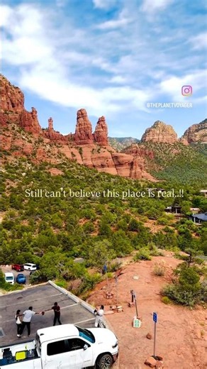 This place doesn’t look like earth..!! #sedona #arizona #usatravel #exploringusa #sedonaarizona