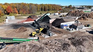 Customer Story: From pallets to premium mulch. Oxford Pallet & Recyclers Ltd. is an industry leader in Norwich, Ontario that utilizes Colorbiotics’ colorant and the Sahara X3 for its growing Premium Mulch Products. Colorbiotics is proud to serve customers across North America. | Colorbiotics