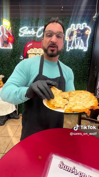 Mac&Cheese Chopped Cheese quesadillas