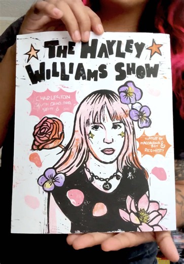 Made a block print for the Hayley Williams show I attended (Charleston, SC) While I was printing I ran out of yellow ink and I couldn’t make more orange 🥲 so I decided to make some digital prints (with a little riso effect) to have more to give that day and also some stickers with this design and other stickers I already had made :) It was truly a magical day, I could meet my online friends and see some other friends again 🧡💕 Got to share and trade my art for lovely bracelets and an Alf pin b