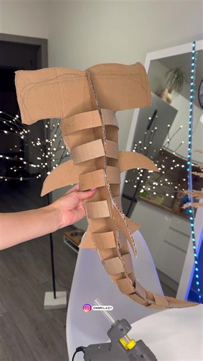 DIY Hamsterhead Shark Tutorial with Paper Mache and Fairy Lights