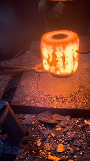 5.2K views · 29 reactions | Inside the forging factory Upsetting Steel with Zero Mistakes #forging #blacksmith #fblifestyle #manufacturer #factory #process #craft #bkcraft | TIM inside the factory | Facebook