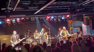 BOUNCE - Bon Jovi Tribute Band @ Fabrik Bruchsal. Fulminantes Konzert gestern mit dem "Restart" der Fabrik Konzerte. | Musicclub Fabrik Bruchsal