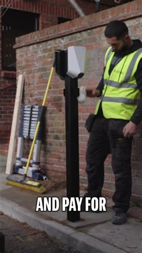 Monta System: QR Code Access Made Easee