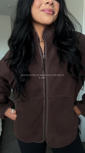 Stylish Fleece Zip Up Jacket for Athleisure Looks