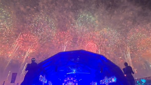 Life recently… ✨ The last month touring has been crazy with a few pinch myself moments and a lot of fun! Here’s some of them 🥳 1. I got an epic fireworks show during my set at EDC, shame I couldn’t see it! 😆 2. My interview with EDC Insomniac radio, full interview on their YT channel or mine also 3.. Hands up if music us the answer 🙌 🎶❤️ 4. Playing Edc Las Vegas alongside Vini vici dropping our are new track “Music is the Answer” for the 1st time together. (Track links below) Actually Aviram