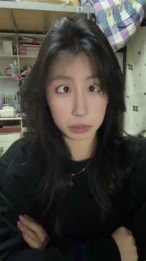 What kind of magic trick does it explain to me? The magic of disappearing cards.