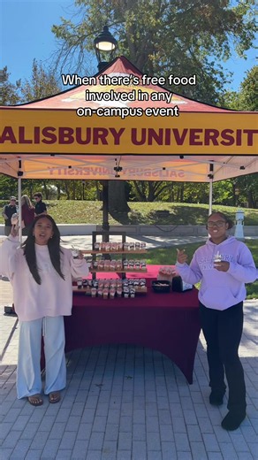 Nothing brings the Flock together like free food at campus events 🤝 #SalisburyUniversity #StudentLife #CampusLife #FeedtheFlock #GoGulls