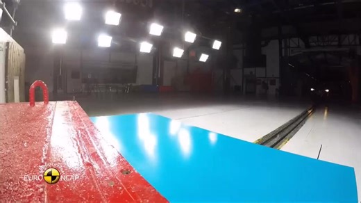 Hilux - Crash Test #toyota #hilux #toyotahilux #car #carro #test #teste #crashtest #colisao #batida #security #seguranca #corte #fyp