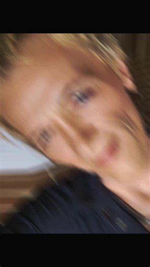 Exploring Androgyny and Femininity in Identity