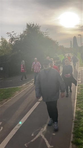 420 parkrunners and walkers enjoying a gorgeous autumn morning down at Longrun Meadow. Massive thanks as ever to all our incredible volunteers - to get involved, you can find all the details here: https://www.parkrun.org.uk/longrunmeadow/volunteer/ | Longrun Meadow parkrun