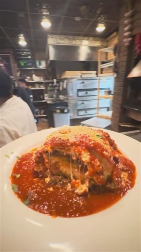 One of the Best Lasagnas in the U.S. 🤌🇮🇹 #shorts #fyp