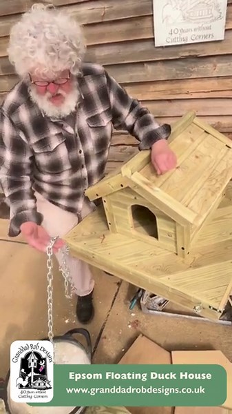 Granddad Rob Designs Epsom Floating Duck House