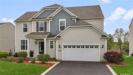 2539 Emerald Ln, Yorkville, IL 60560 - MLS 12627030 - Coldwell Banker