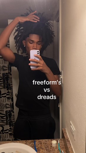 Freeform Dreads vs Traditional Dreads: Which Is Better?