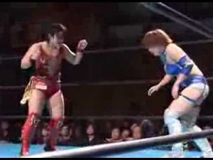 華名vs里村明衣子 Kana VS Meiko Satomura - 2-13-2011 (Triple Tails Osaka event)