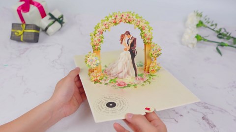Handmade 3D Wedding Pop Up Card - Perfect Wedding Card for Bride and Groom, Ideal Valentine’s Day for Girlfriend, Husband, Wife, Boyfriend, Bride, Groom