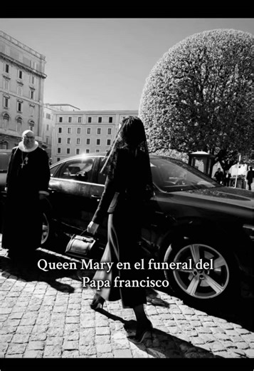 Reina Mary en el Funeral del Papa Francisco