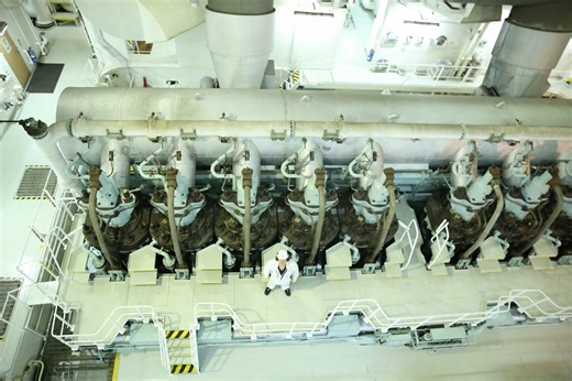 Impossible Engineering - Secrets of the Supertanker (S08E01) (2020) | ČSFD.cz