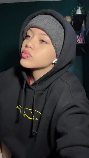 𝓑𝓡𝓔𝓔 (@breezes03)’s videos with