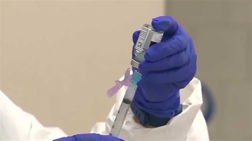 CDC recommends another COVID-19 vaccination for older adults