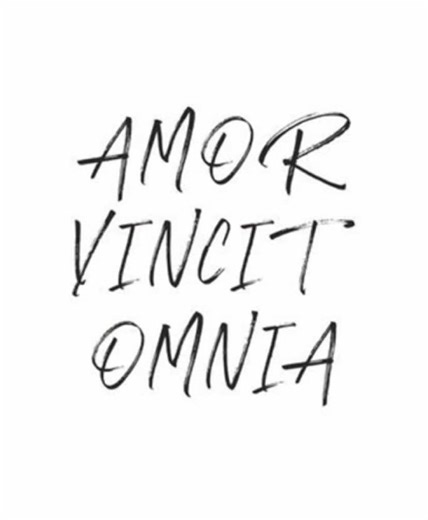 Amor Vincit Omnia: Un mensaje de amor eterno