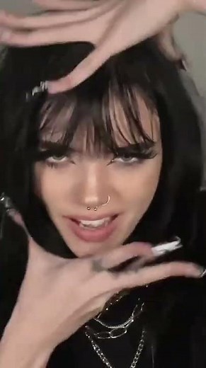 drop dead gorgeous quite literally