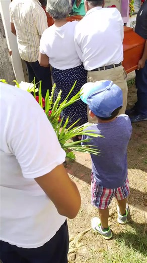 Videos de Susano Michel Alejandro (@susano.michel.ale) con “sonido original - whoareu???”