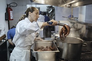 Stream It Or Skip It: ‘A Tale Of Two Kitchens’, A Netflix Documentary Short About Sister Restaurants in Mexico City And San Francisco