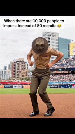 He didn’t come to the Padres game to blend in 😂 | tom delonge padres game