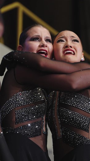 🇺🇸✨ Skyliners Junior sit in second place after the short program at the ISU Synchronized Skating Junior World Championships 2026. Hear their thoughts after the skate 👇 https://youtu.be/V_Zgi91YPdw #SynchroSkating