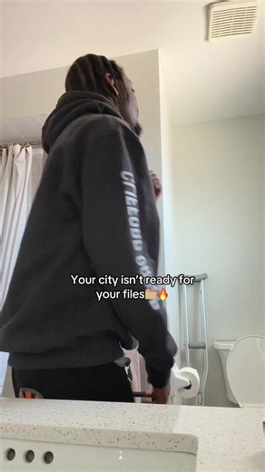 YK WE HAD TO TECH EM🏀🔥#fypシ゚ #makemefamous #toronto #blowthisup #music @MTF BAND0 🅰️🏚️