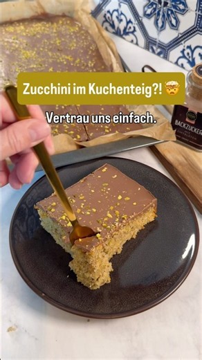 Saftiger Zucchinikuchen – das einfachste Rezept! 🥒🍰