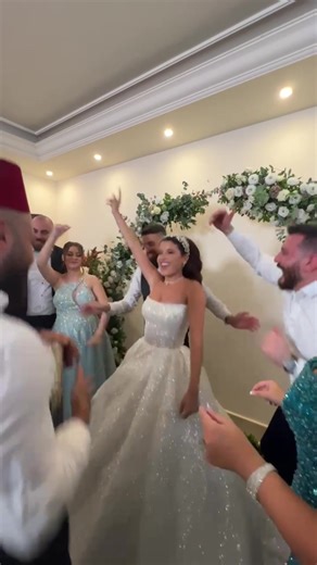 Stunning Bride Shines with Elegance in Traditional Wedding Dress