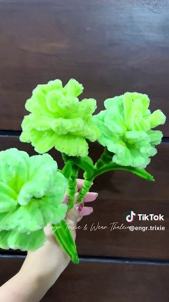 DIY Carnation Tutorial with Fuzzy Wire