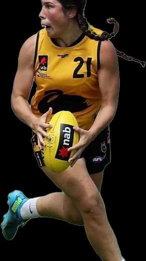 In this clip I speak with WAFLW West Perth star Ruby Freeman about some AFLW players she's friends with and got to know well and how beneficial it is to understand what it takes to get to the next level. Full interview on my YouTube channel. Link in the story and bio. | Scoops- All Things Footy 24/7 | Facebook