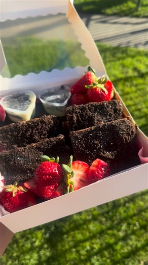 ✿ Darla’s Delightss ✿ Sweets Dessert Shop on Instagram: "Let’s take out Some of today’s orders together ✨"