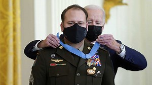 President Biden presents 3 soldiers with top military award for valor