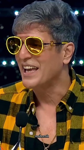 Smooth Moves & Unmatched Energy! 🕺🔥 | Bollywood Dance Viral#shorts