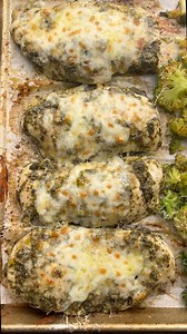 The perfect easy dinner baked on one sheet pan! | The Best Keto and Low Carb Recipes