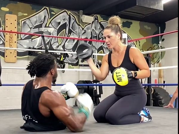 boxing workout with mitt queen