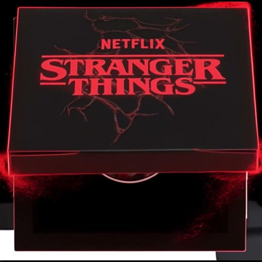 Unboxing the 2026 Stranger Things Eleven vs Vecna 1/2 oz Silver Coin by Perth Mint! 📺👇