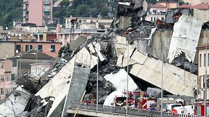 Death toll rising in Italy bridge collapse amid desperate search for survivors