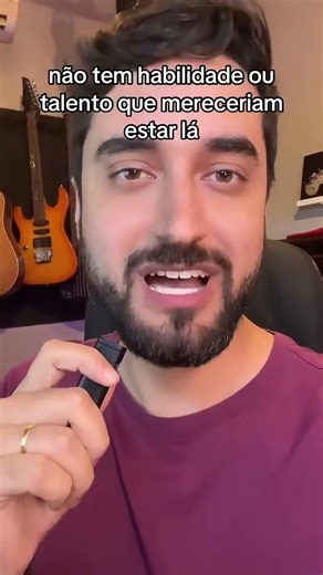 Pra fazer Sucesso na Música precisa ter Dinheiro