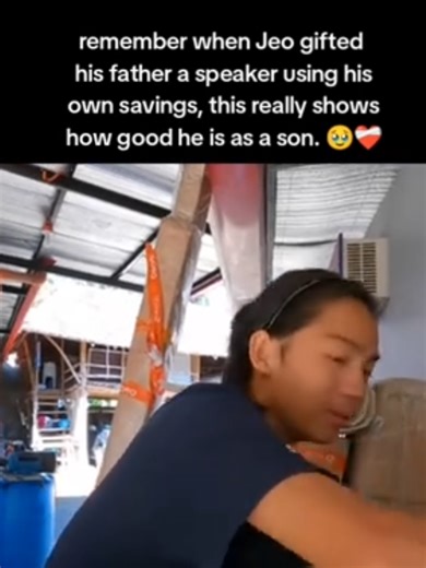 Jeo Ong: A Heartwarming Son Who Gifts His Father