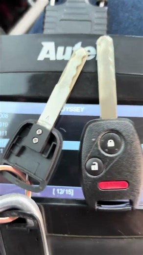 2012 Honda Odyssey, new remote key not an instructional video #allockandkeyco #locksmithlife ￼