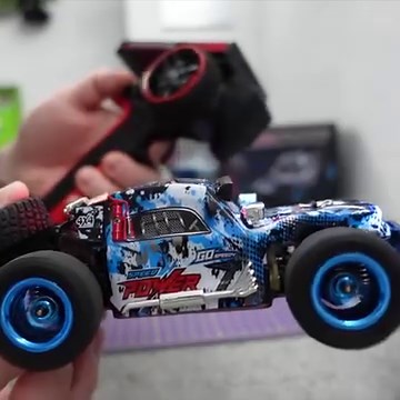 Worlds Smallest RC Basher! | Tomley RC