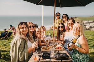 🥂CLIFFTOP BOTTOMLESS BRUNCH IN WATERGATE BAY🥂 Attend Cornwalls most spectacular Bottomless Brunch event, in an exclusive location on the cliffs overlooking the amazing Watergate Bay, on the 23rd of September. 💰Price: £30pp 🍺Bottomless: Prosecco, Aperol Spritz, G&T, Offshore or Cold River Cider. 🍱Sharing Charcuterie Platters 🍾Tables of 4-10 🎸Live Music 🏐Garden Games, Giant Tipis, Volleyball, Rounders & Beer Garden BOOK NOW AND SECURE YOUR TABLE: https://bit.ly/Clifftopbrunch2 TAG & SHARE 