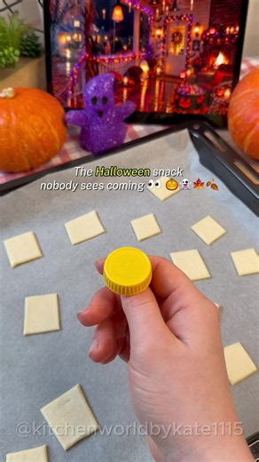 Halloween Olive & Mozzarella Puff Pastry Bites — Easy Party Snack