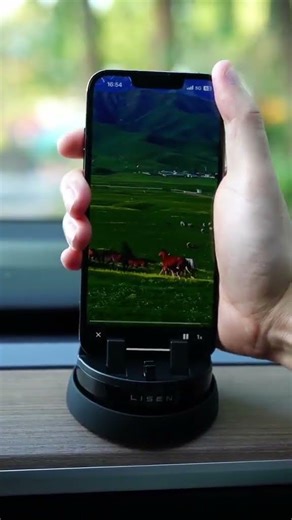 Ever seen a phone holder that sticks anywhere?lisen... #Shorts #techman1231